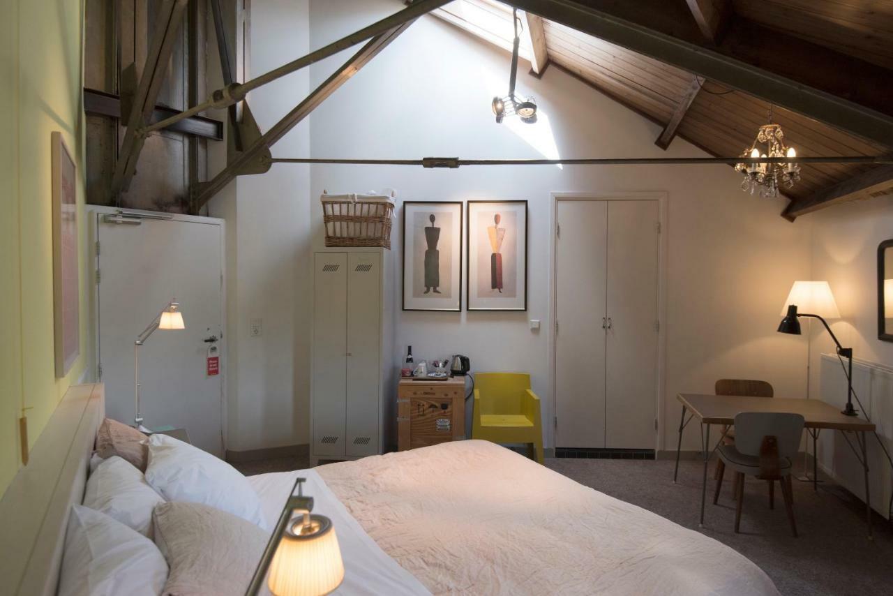 Double Room Reservoir